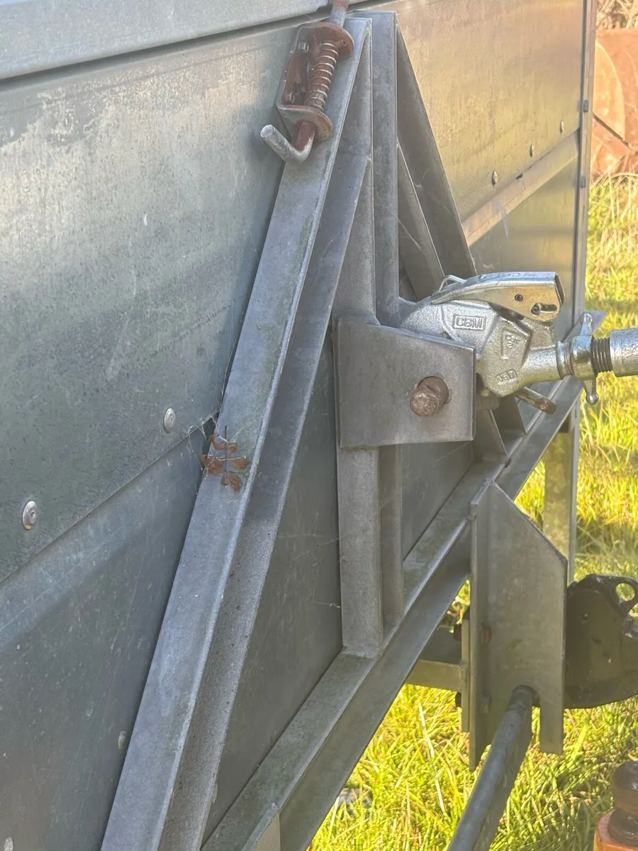Creep Feeder - Image 2