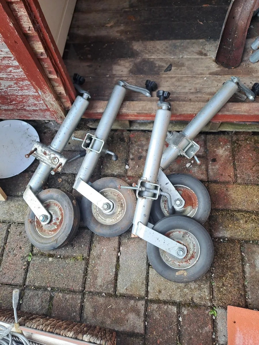 JOCKEY WHEELS - Image 3