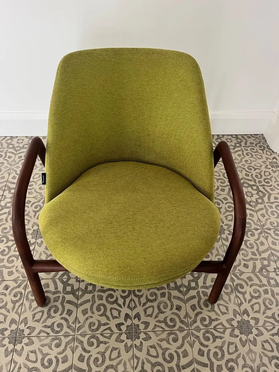 Living room or bedroom chair - Image 1