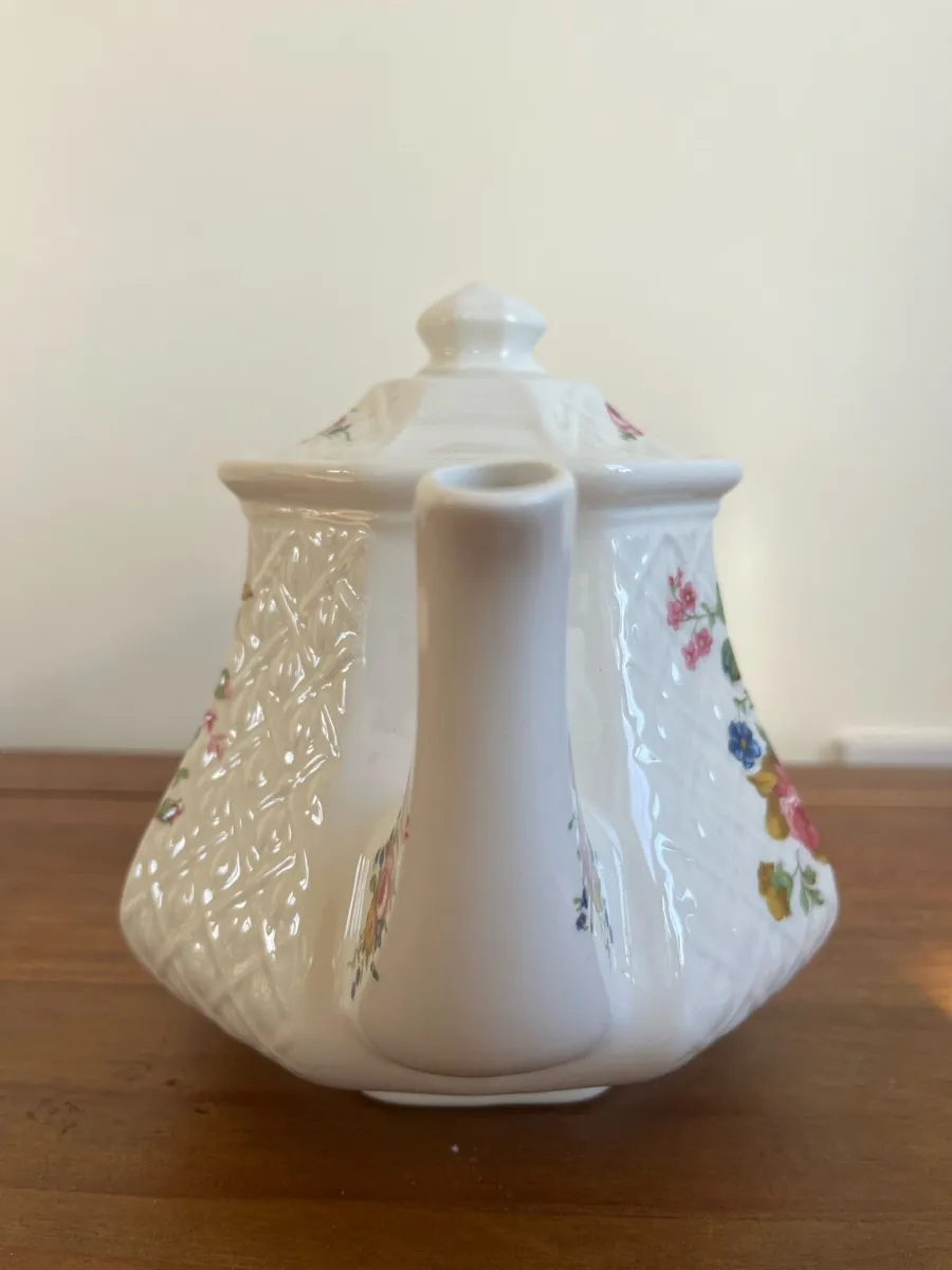 1970s Vintage Sadler teapot - mint condition - Image 3