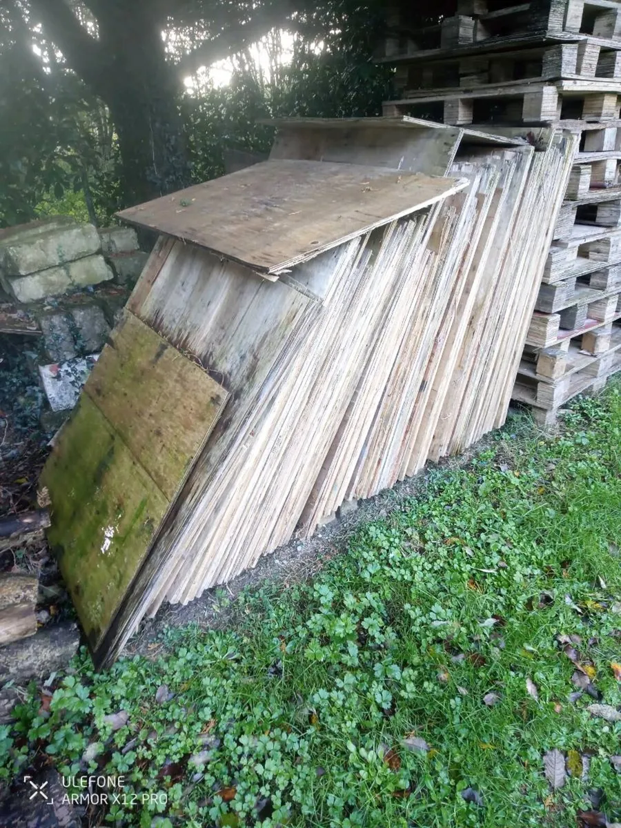 Used plywood