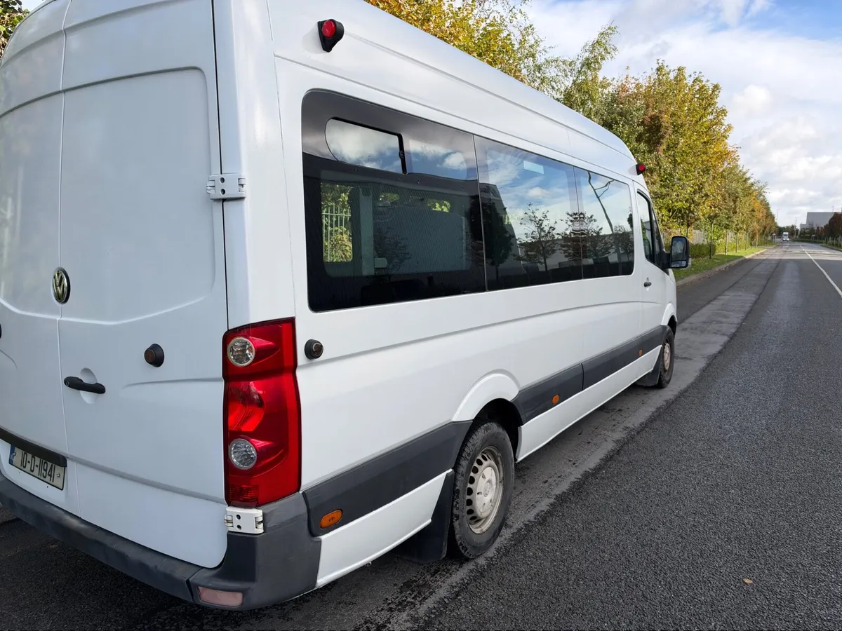 Volkswagen Crafter 2010 8 passenger seats - Image 3
