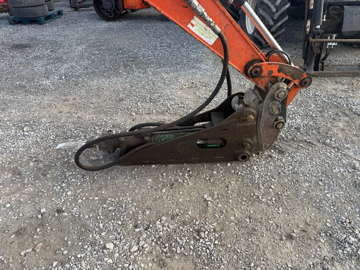 5-8T Rock breaker - Image 1