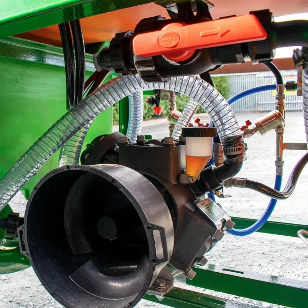 Agrional 1000 Litre sprayer - Image 4