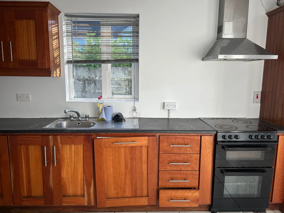 Kitchen - Image 3