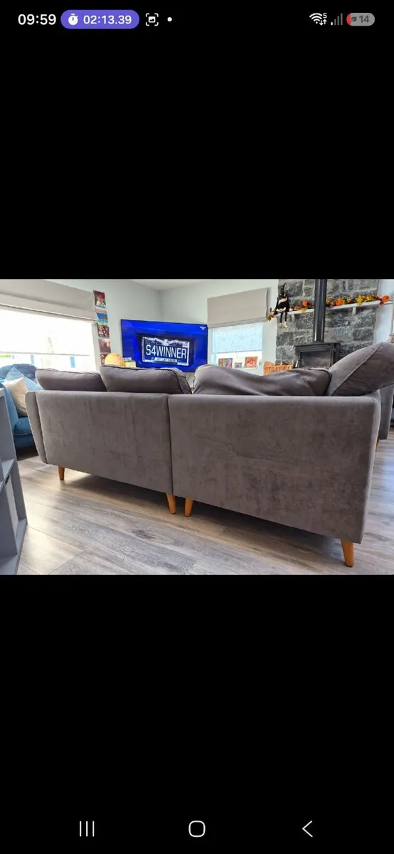 Lshaped gouch, 1 seater and poof. - Image 2