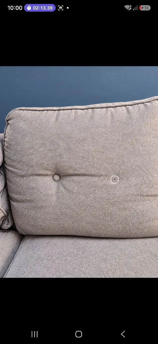 Lshaped gouch, 1 seater and poof. - Image 4