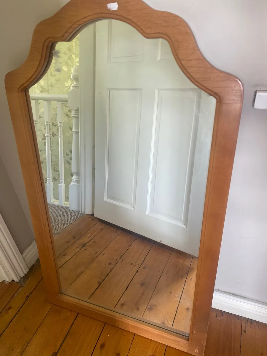Mirror with wooden frame - Image 2