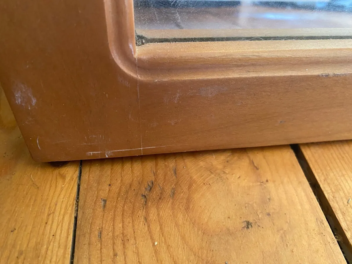 Mirror with wooden frame - Image 4