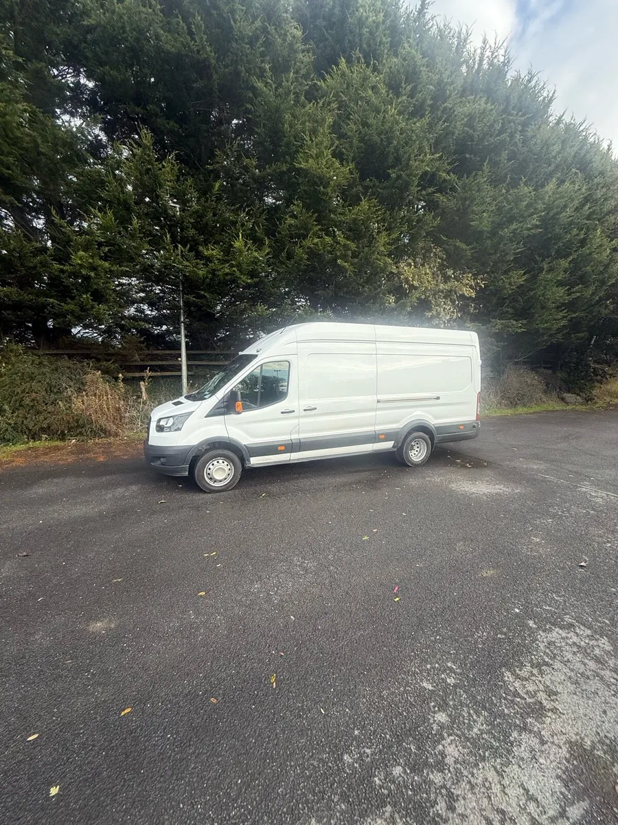 Ford transit Doe 08/27 - Image 1