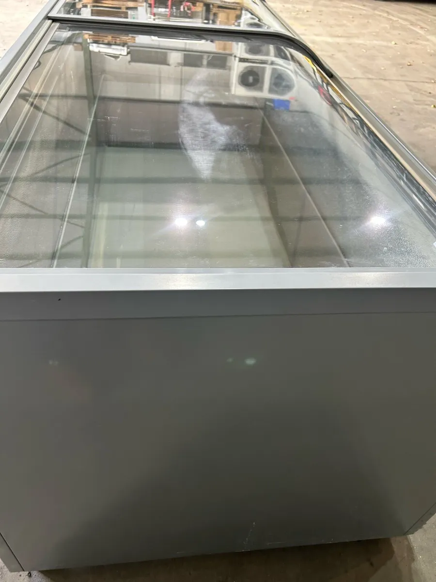 Freezer - Image 4