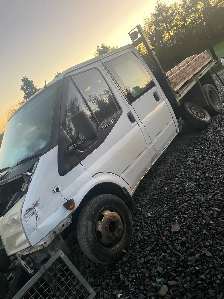 Ford transit pickup breaking