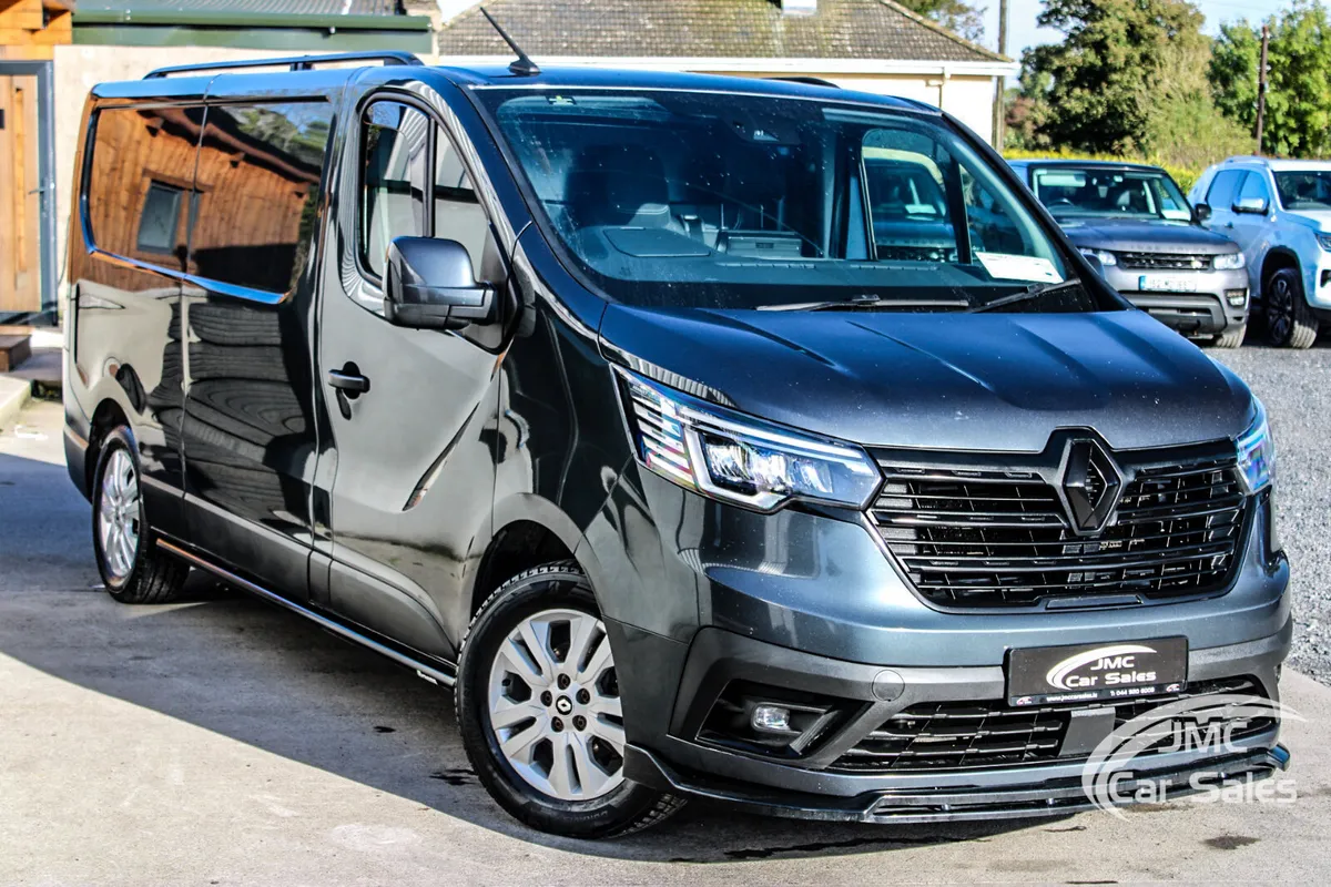 2024 RENAULT TRAFIC SPORT 150BHP - Image 4