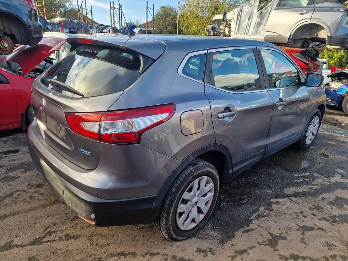 15 NISSAN QASHQAI  1.5 DCI FOR BREAKING - Image 4