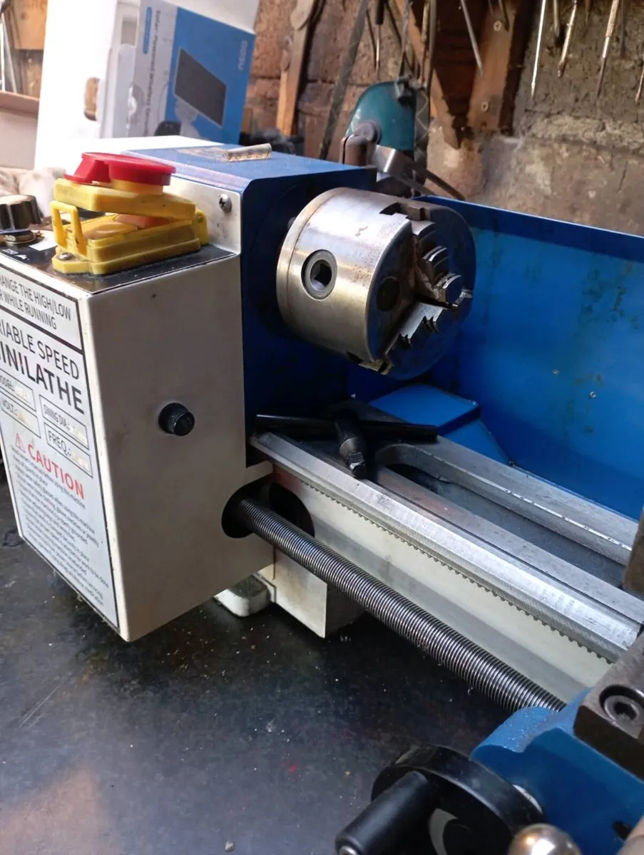 Mini metal lathe - Image 2