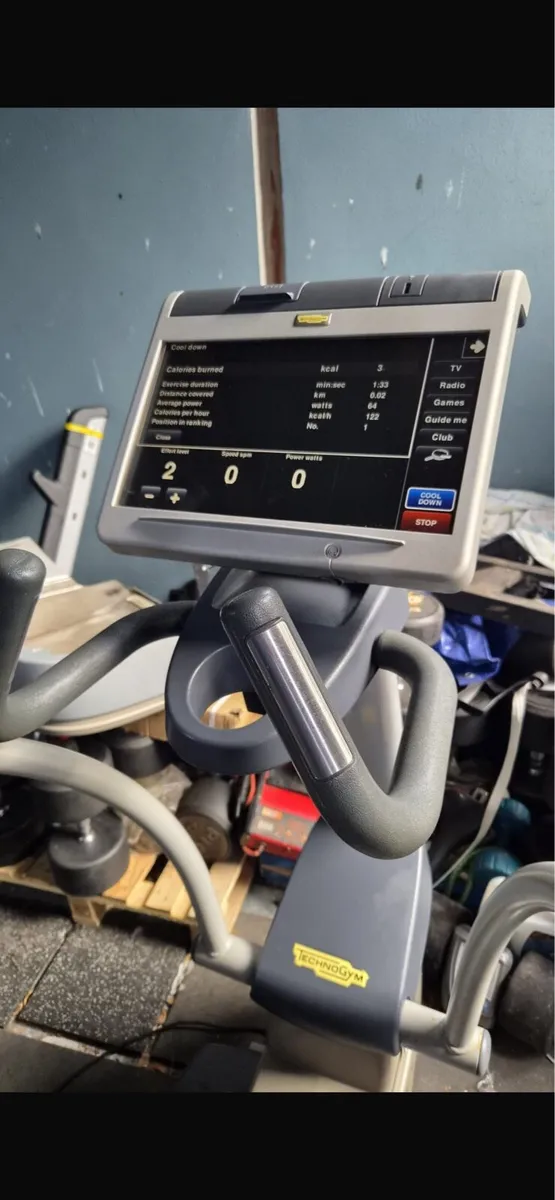 TECHNOGYM CROSSTRAINER - Image 2