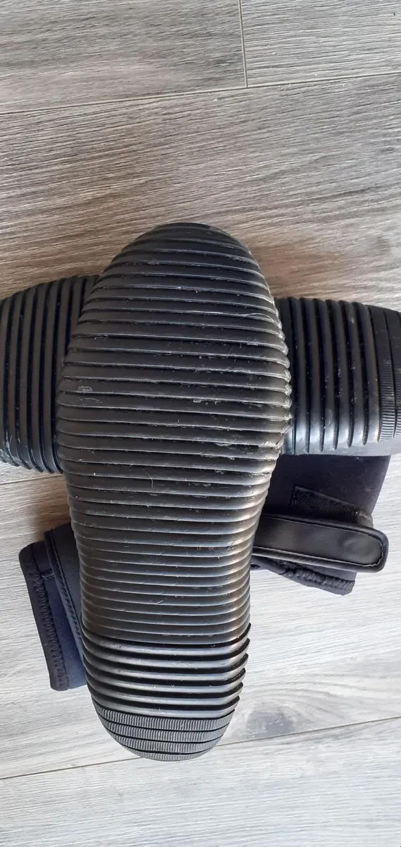 Swim booties - Image 2