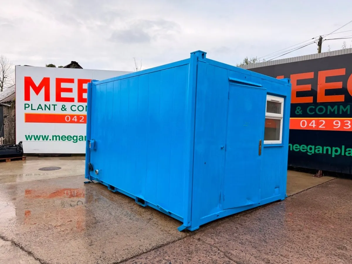12ft x 9ft Portable Accommodation / Office Cabin - Image 1