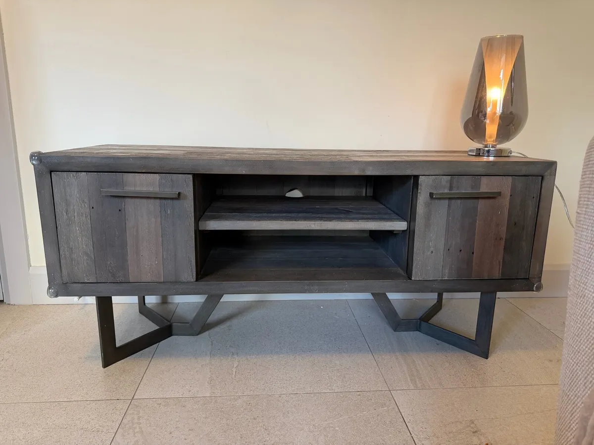 Solid wood tv unit - Image 2