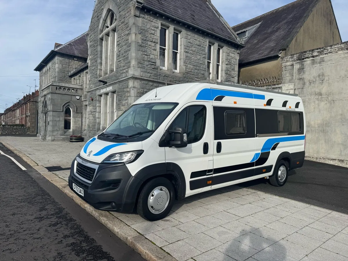 Peugeot boxer year 2021 auto cruise - Image 1