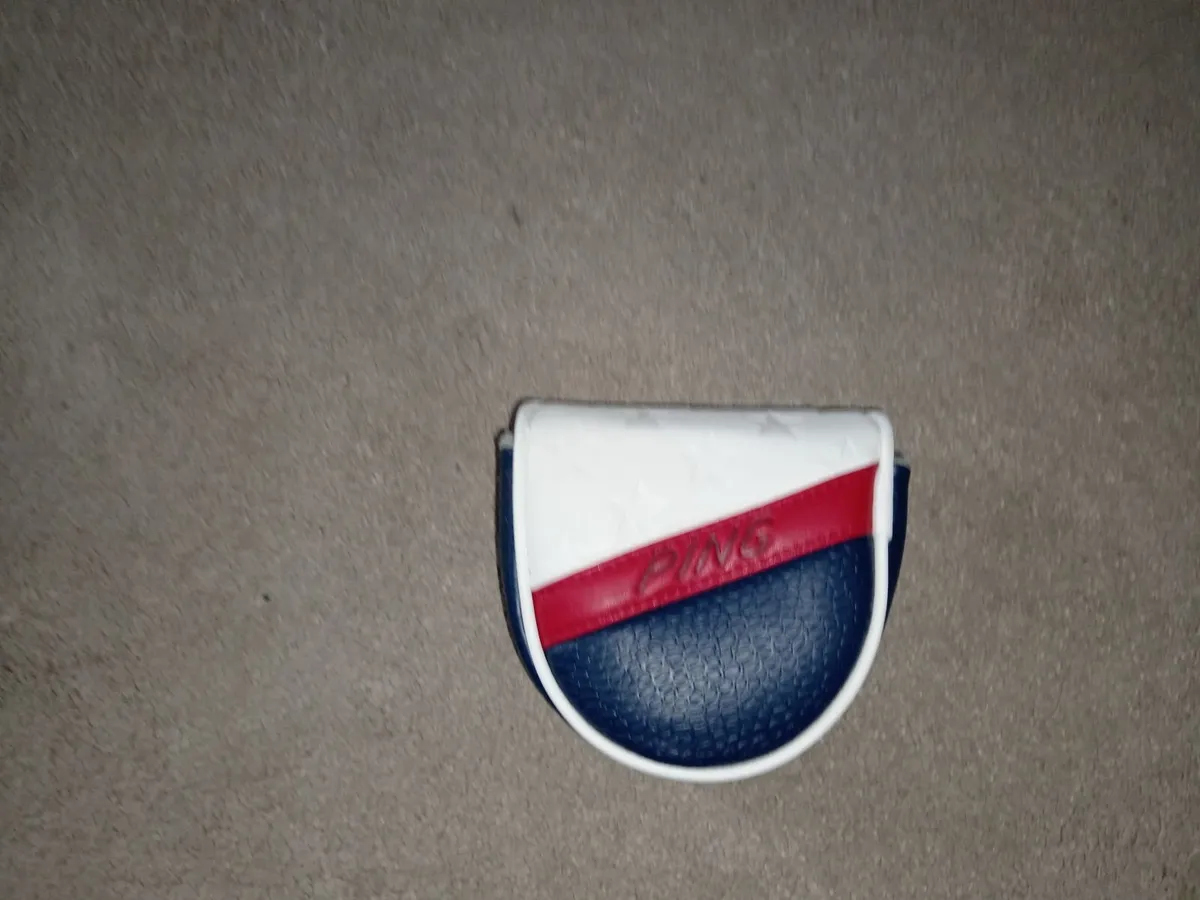 Putter head cover - Image 1