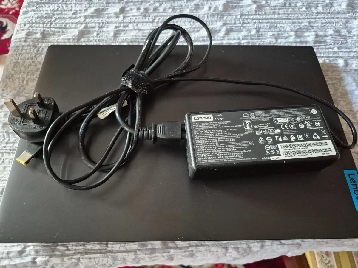 Lenovo Ideapad Gaming laptop - Image 2