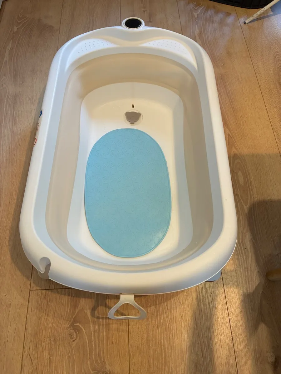 Baby bathtub - Image 1
