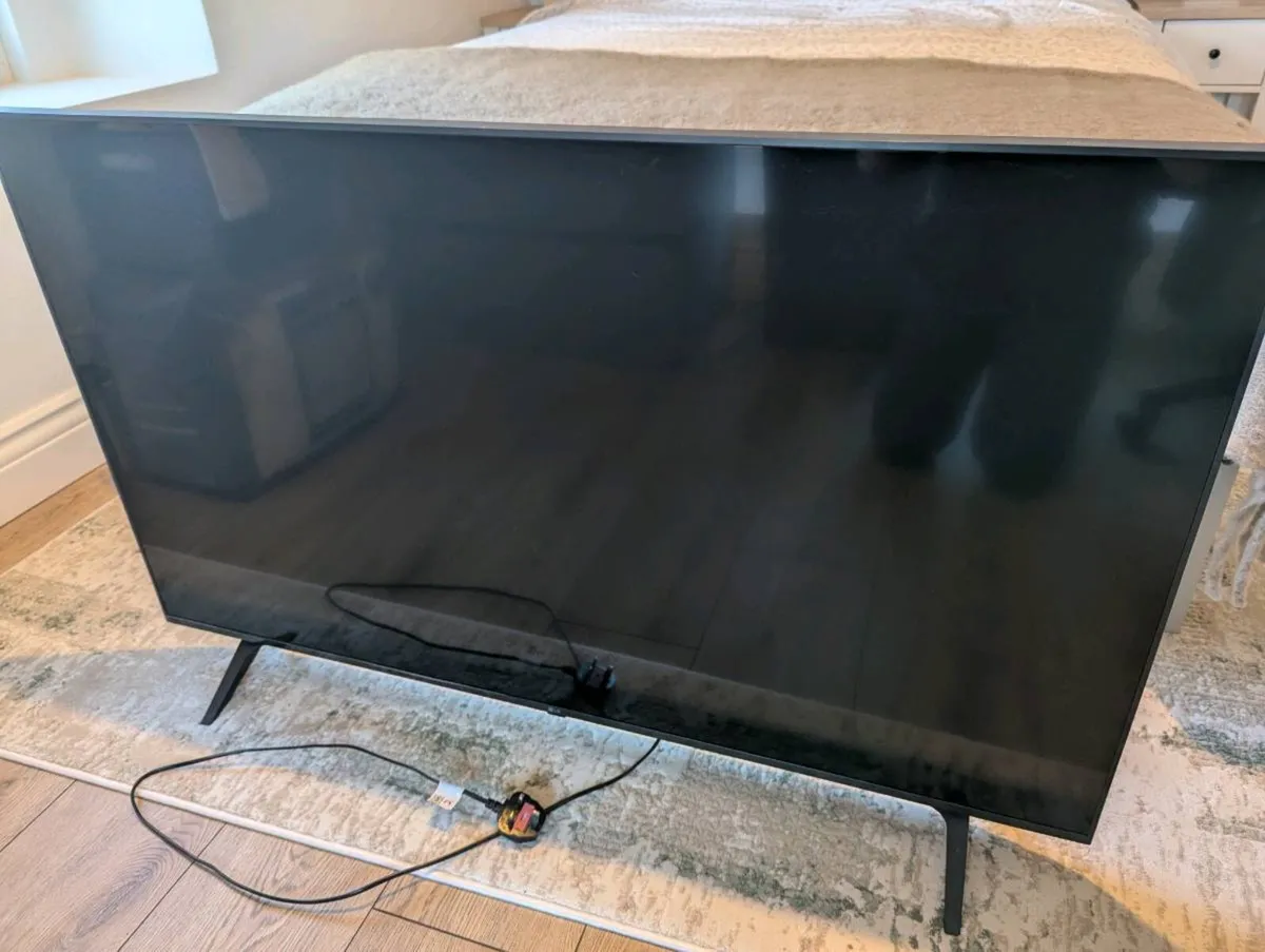 LG 50 Inch Smart TV - Image 2