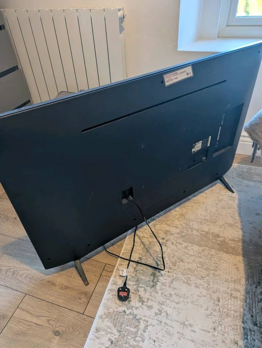 LG 50 Inch Smart TV - Image 3