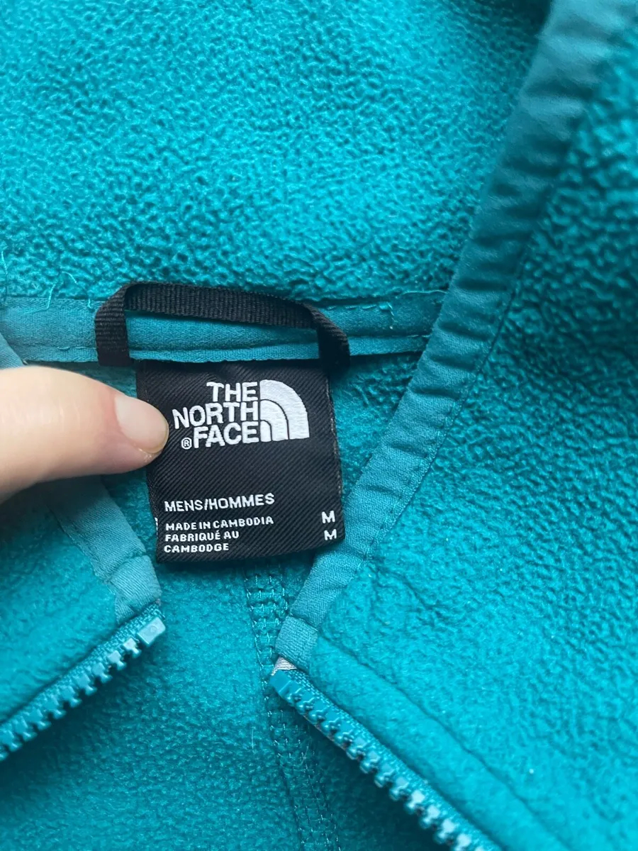 North Face Fleece Medium size - Image 3