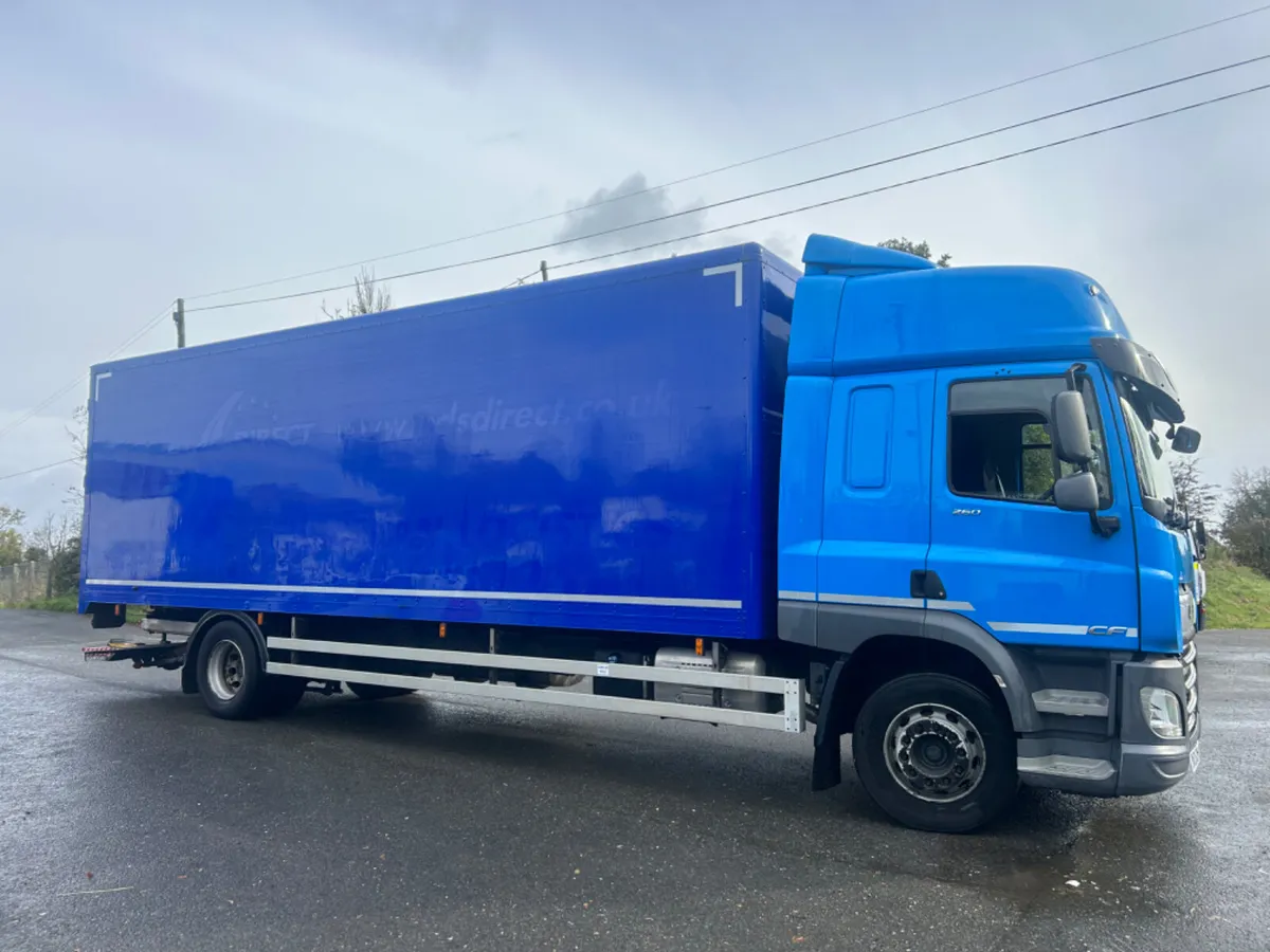 2021 Daf cf 260 18 ton box with tail lift - Image 4