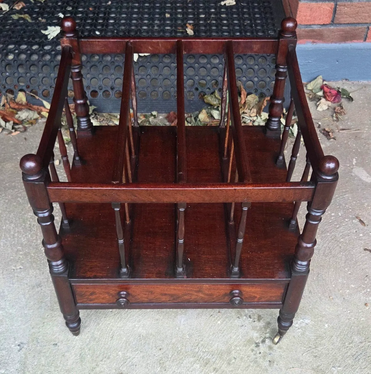 Mahogany  canterbury  in perfect condition - Image 3
