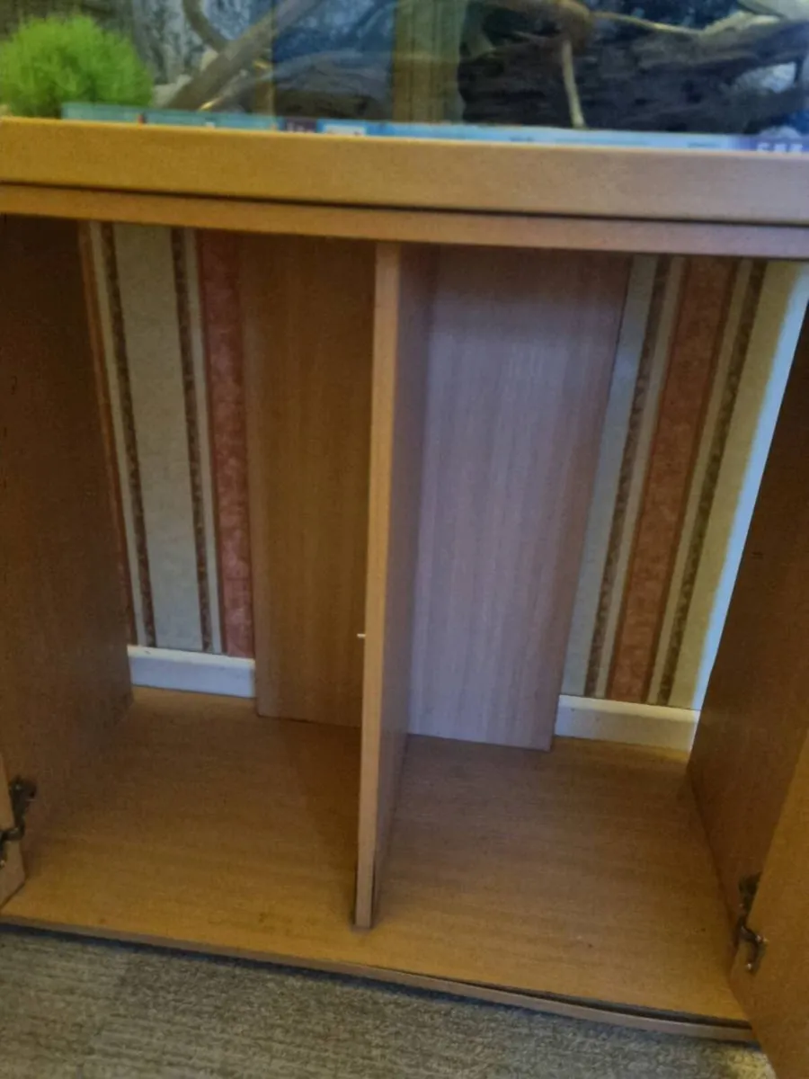 FISH TANK & STAND - Image 3
