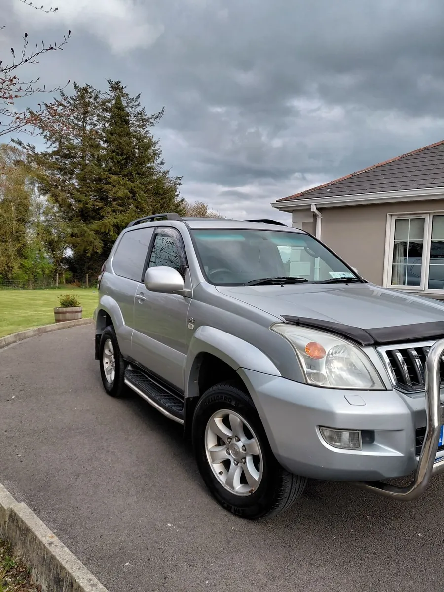 Toyota Land Cruiser 2004 - Image 1