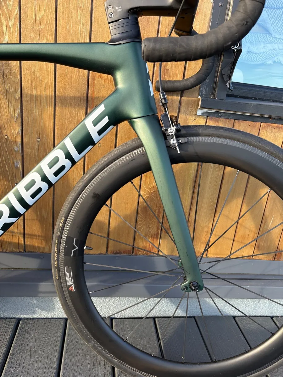 Carbon Road Bike - Image 3