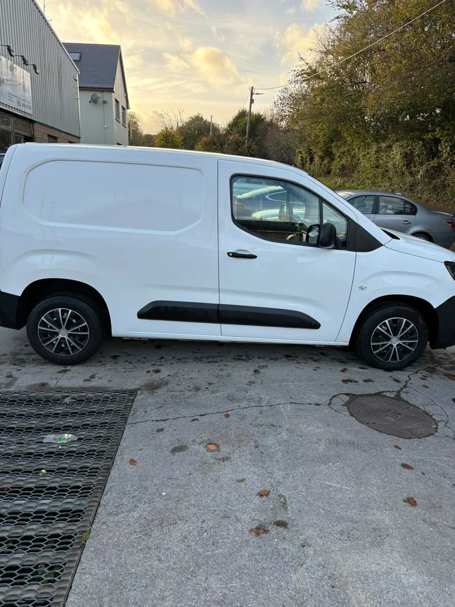 Peugeot Partner 2021 - Image 1