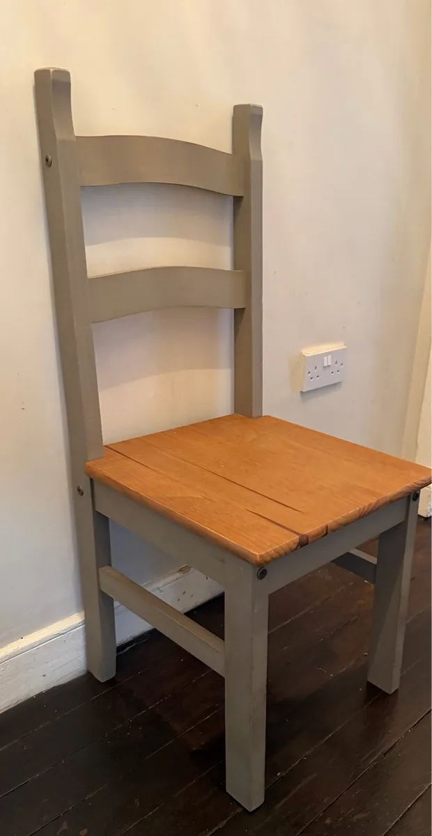 Chairs - Image 4