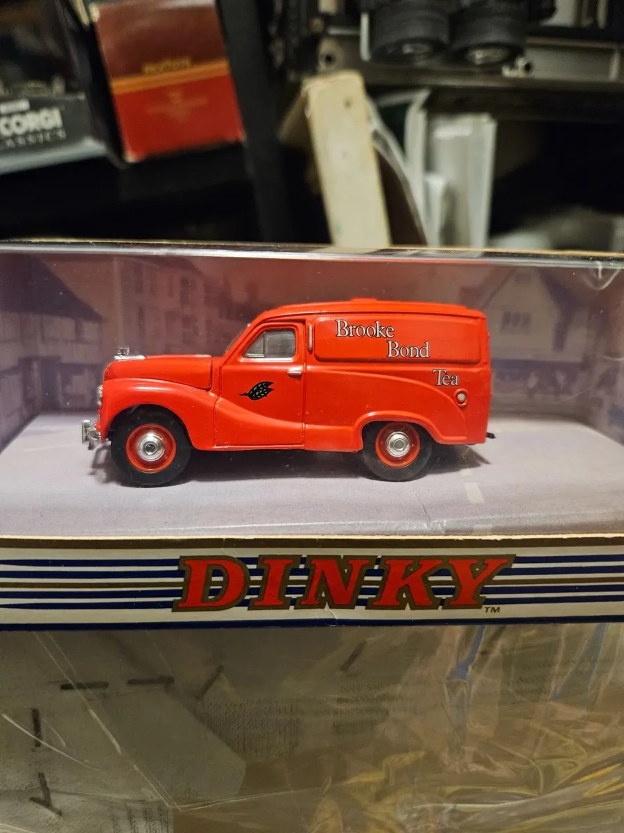 Dinky Brooke Bond Tea Van - Image 2
