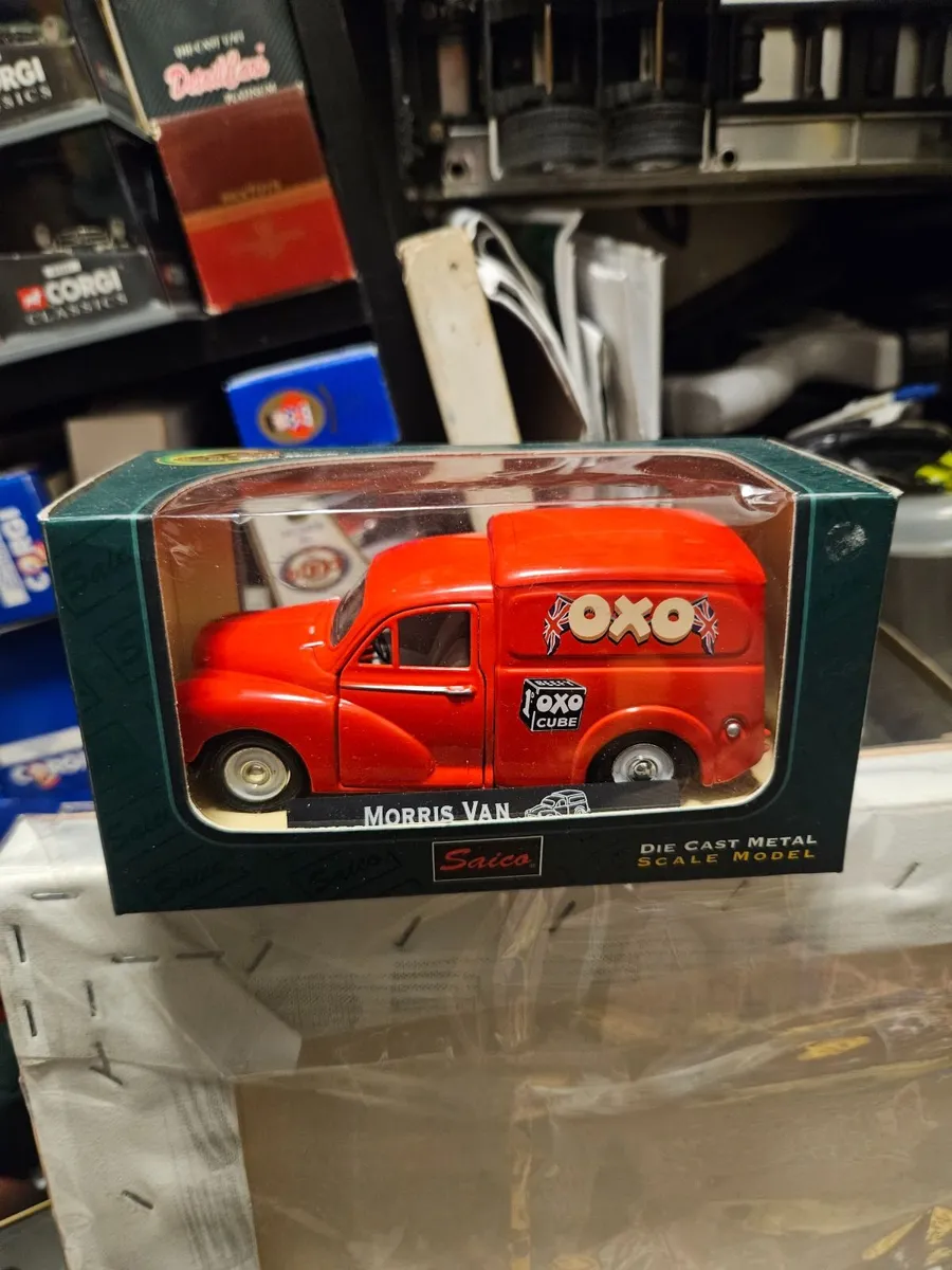 Corgi Saico Morris Minor OXO Van - Image 1
