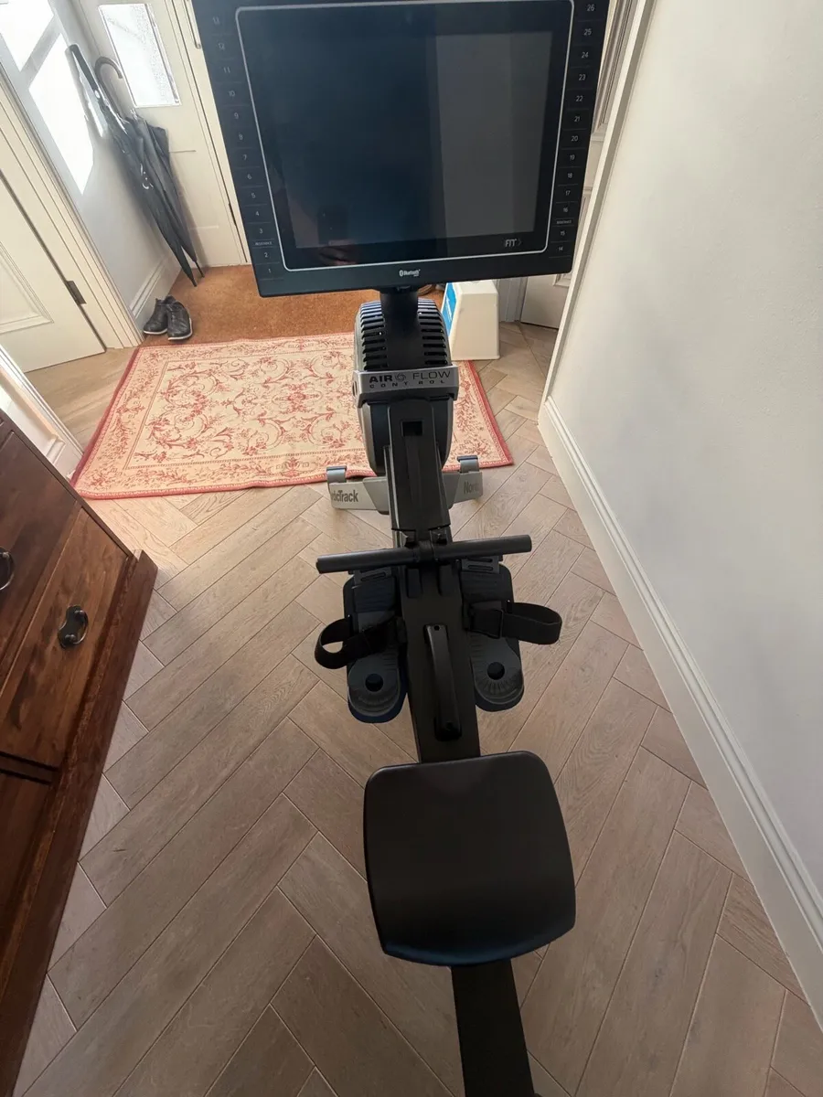 NordicTrack Rowing Machine - Image 4