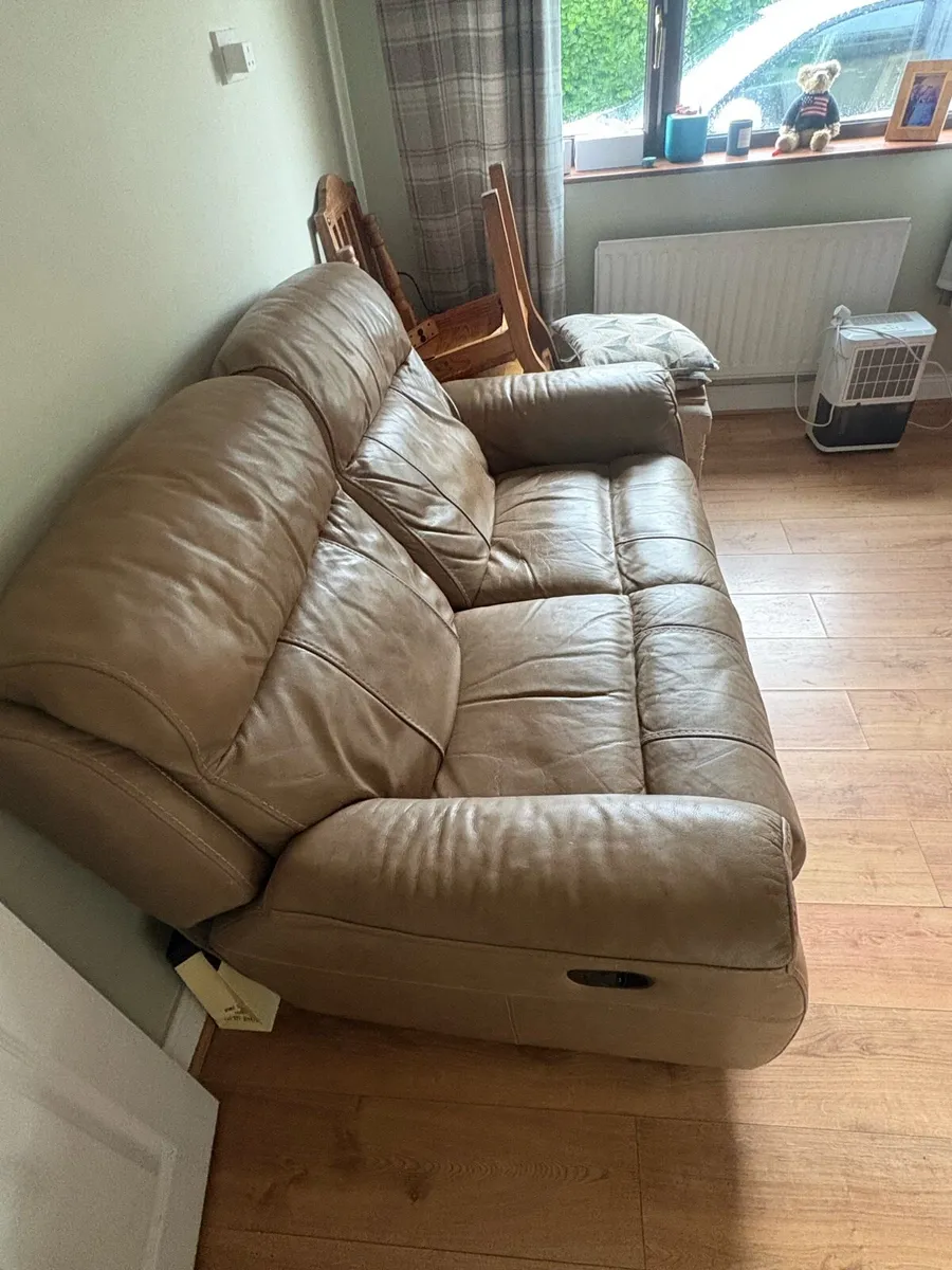 2 Seater Recliner Sofa - Image 1