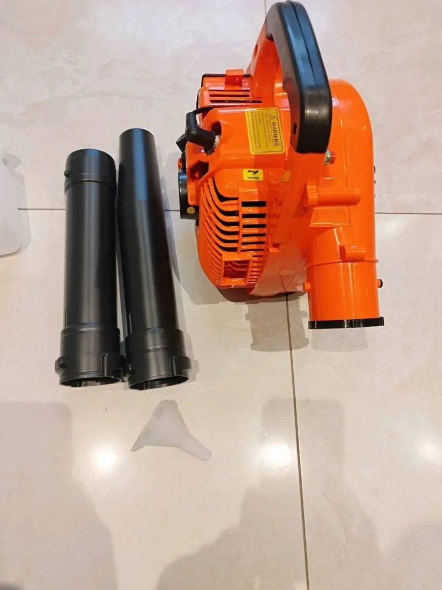 Petrol Leaf Blower - Image 1