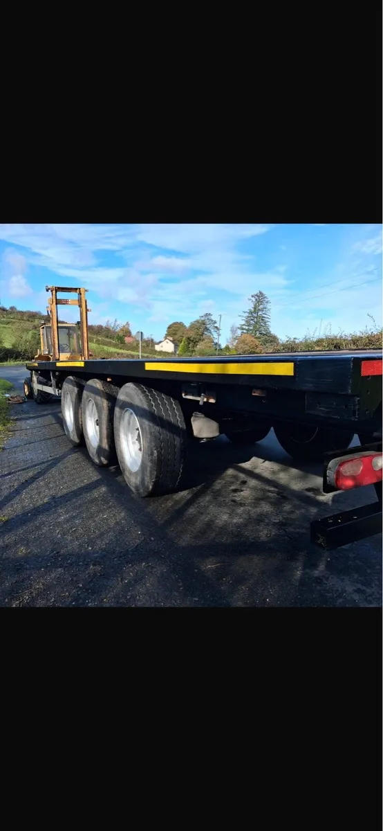 30ft Flat Trailer - Image 4