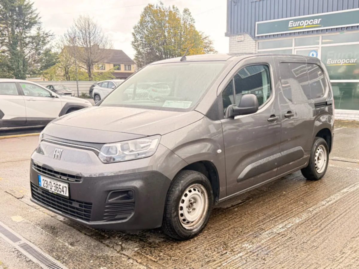 Fiat Doblo SWB 1.5 100HP 650KG 4DR - Image 3