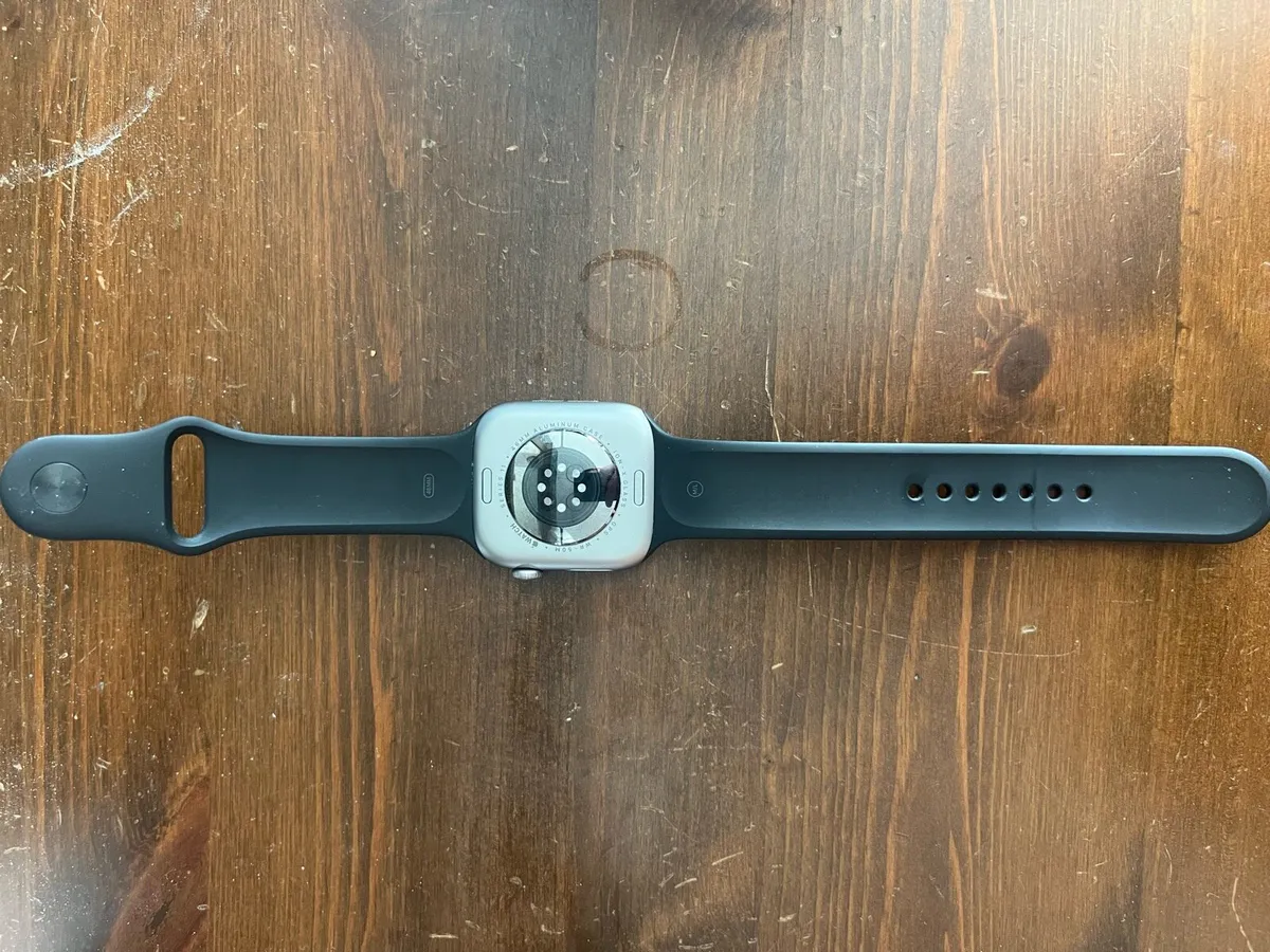 Apple Watch series 11 space grey 46mm - Image 2