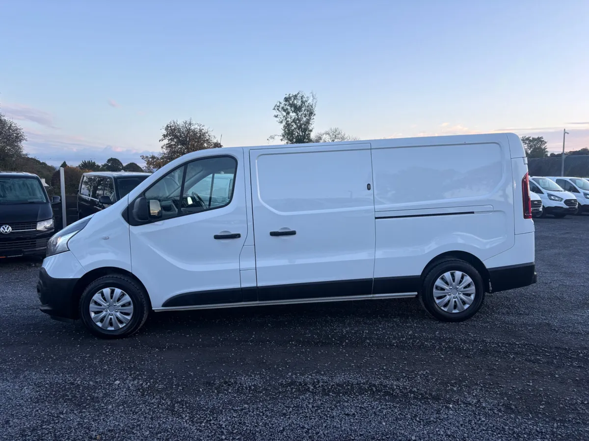 Renault Trafic - Image 4