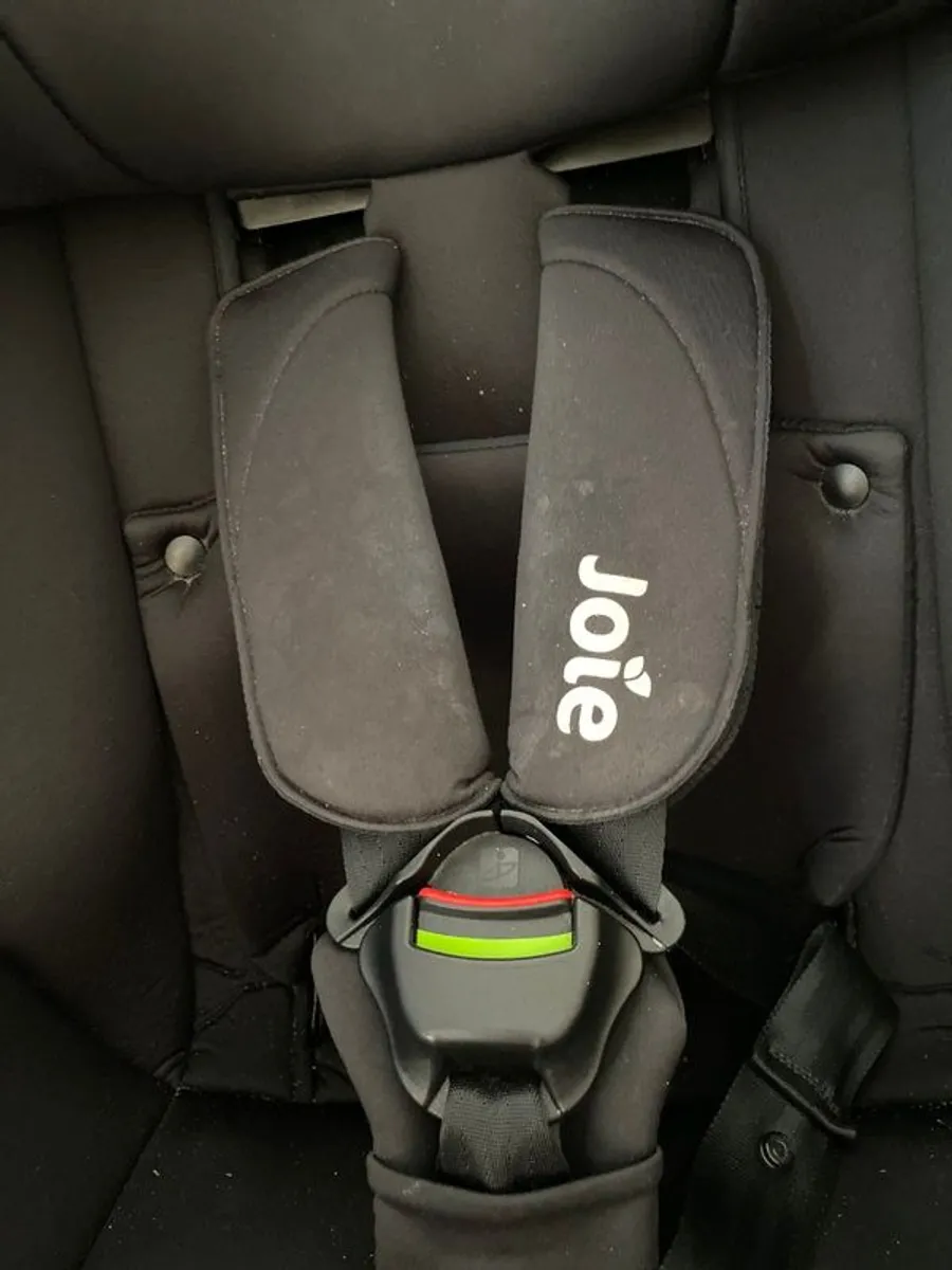 Joie Spin 360 Carseat - Image 3
