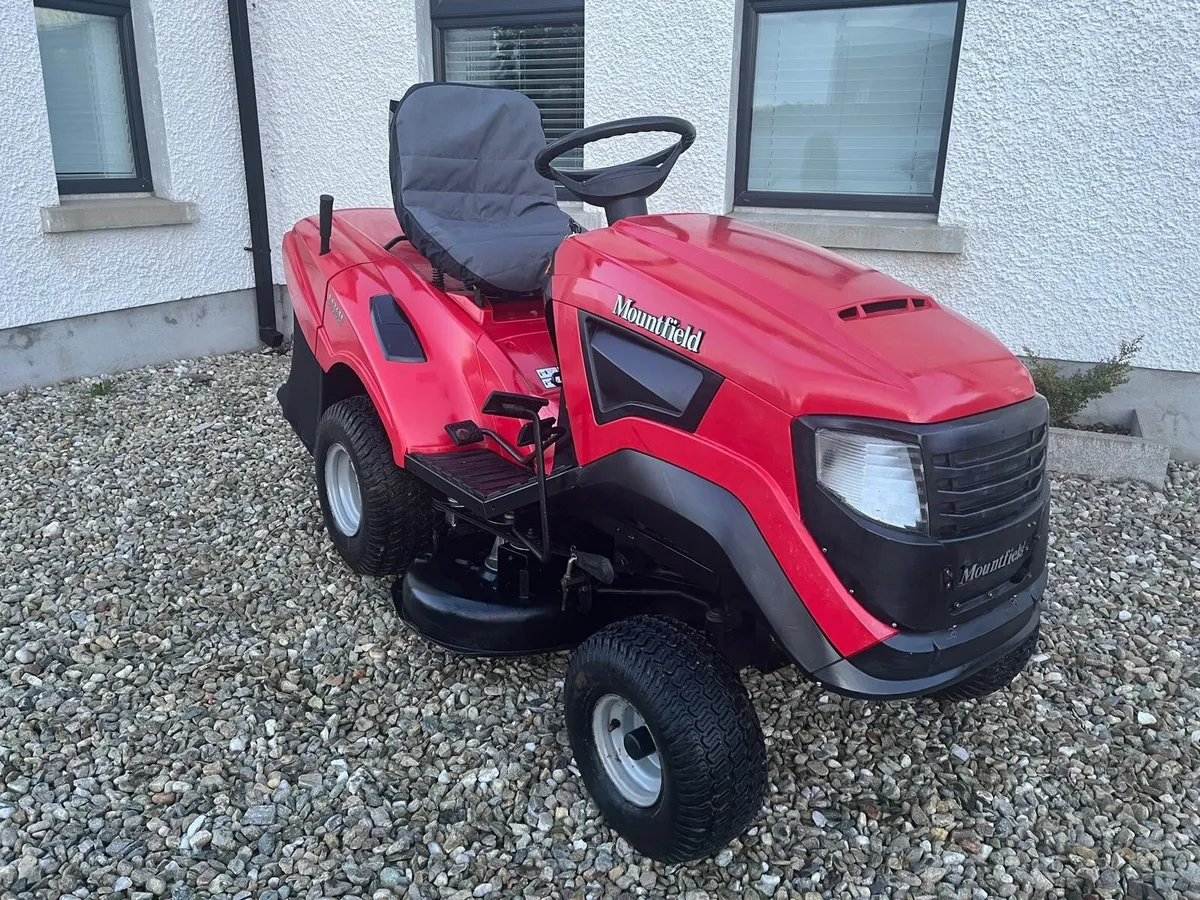 Mountfield hydrostatic ride on lawnmower - Image 3