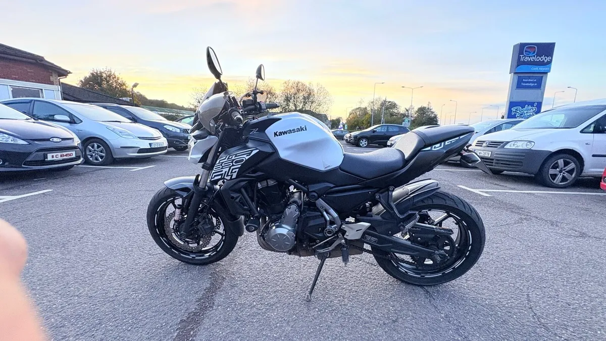 Kawasaki - Image 1