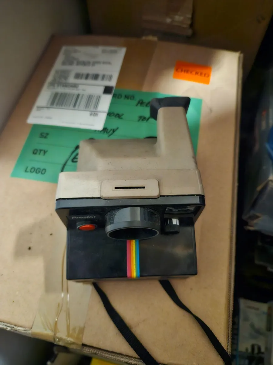 Vintage Polaroid Camera - Image 1